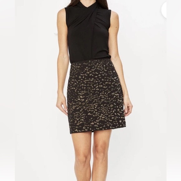 Elie Tahari Dresses & Skirts - Elie Tahari “Cici” Skirt – Black & Antique Gold Sequin Pencil Skirt (Size 10)